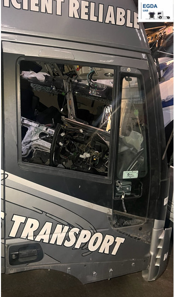 Iveco Stralis - Πόρτα και ανταλλακτικά: φωτογραφία 1 Iveco Stralis - Πόρτα και ανταλλακτικά: φωτογραφία 1