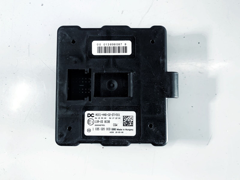 Mercedes-Benz ACTROS - Ηλεκτρονική μονάδα ελέγχου: φωτογραφία 2 Mercedes-Benz ACTROS - Ηλεκτρονική μονάδα ελέγχου: φωτογραφία 2