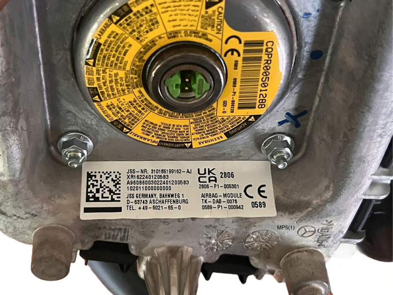 Mercedes-Benz MP5 - Τιμόνι: φωτογραφία 5 Mercedes-Benz MP5 - Τιμόνι: φωτογραφία 5