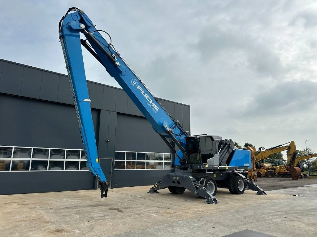 Fuchs MHL 360 F - Μηχάνημα Διαχείρισης Υλικών: φωτογραφία 1 Fuchs MHL 360 F - Μηχάνημα Διαχείρισης Υλικών: φωτογραφία 1