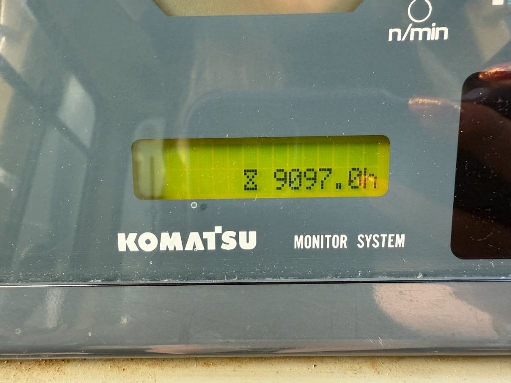 Komatsu D 65 PX-12 - Μπουλντόζα: φωτογραφία 5 Komatsu D 65 PX-12 - Μπουλντόζα: φωτογραφία 5
