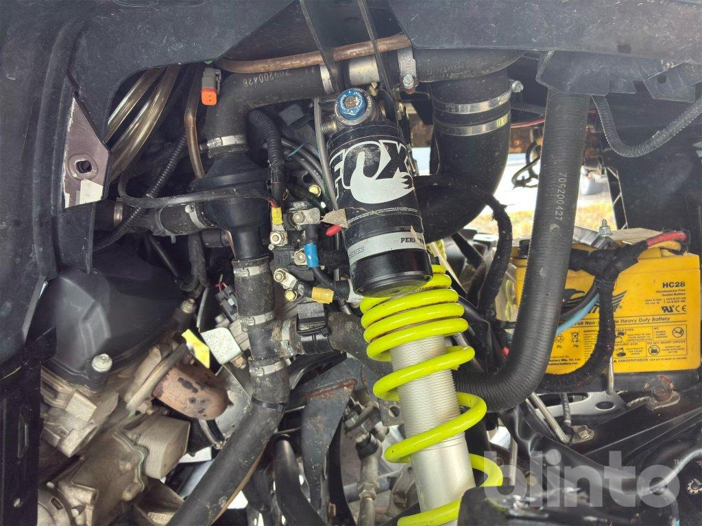 Τετράκλινα BRP Can Am 1000: φωτογραφία 21