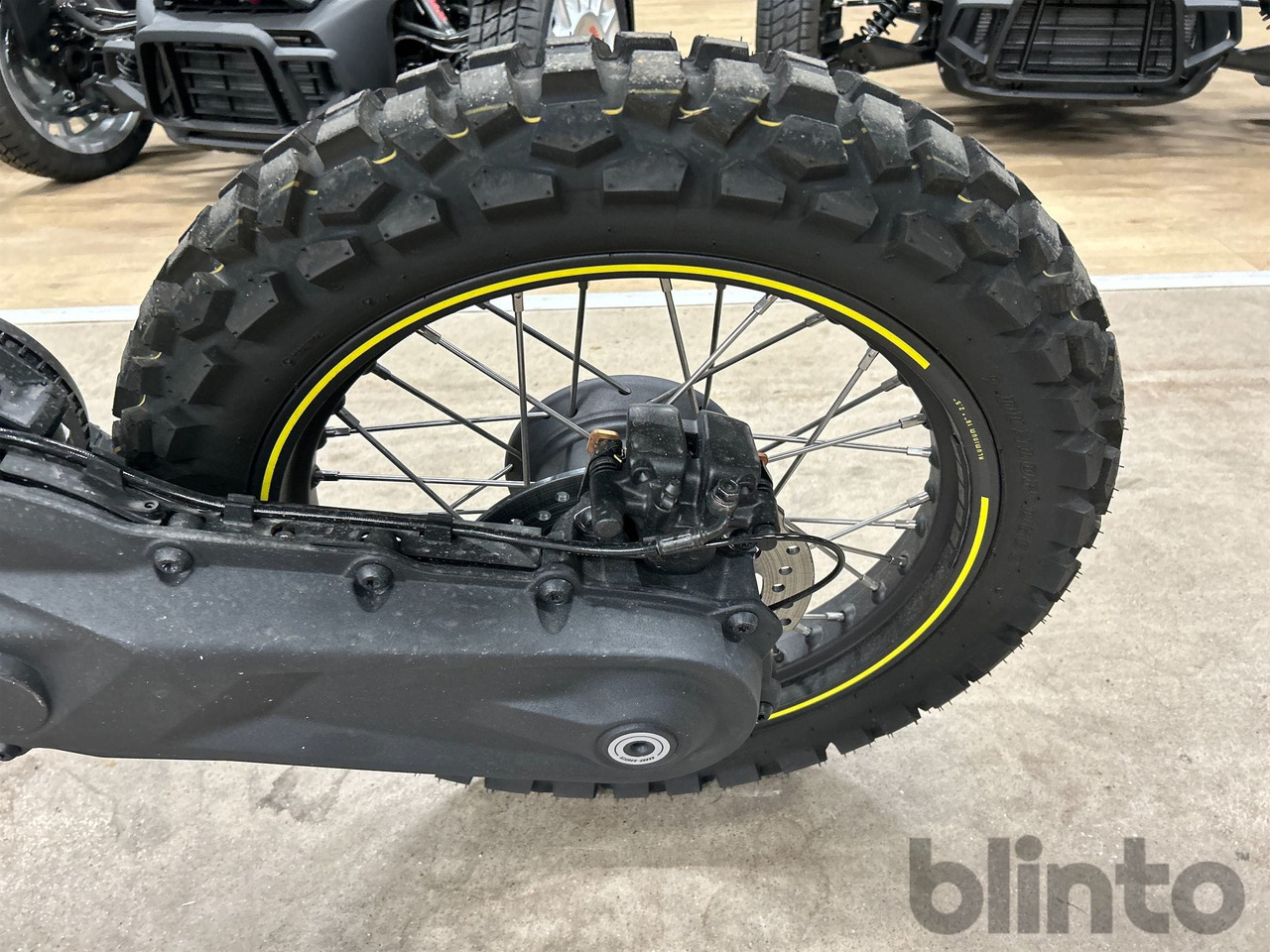 BRP - Μοτοσικλέτα: φωτογραφία 5 BRP - Μοτοσικλέτα: φωτογραφία 5