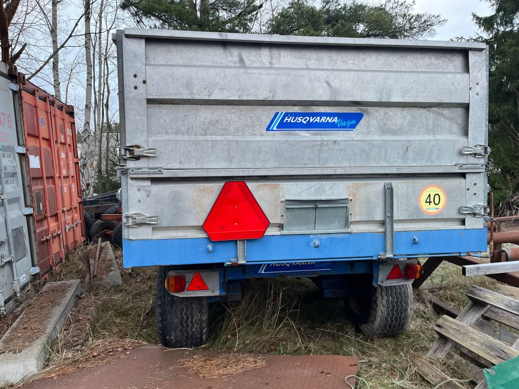 Husqvarna TK 1112 HS - Ανατρεπόμενη ρυμούλκα για τρακτέρ: φωτογραφία 3 Husqvarna TK 1112 HS - Ανατρεπόμενη ρυμούλκα για τρακτέρ: φωτογραφία 3