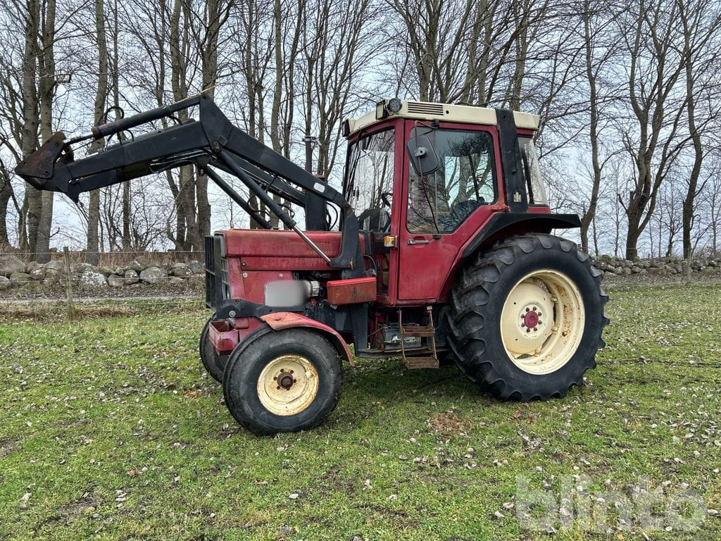 INTERNATIONAL 685 XL - Τρακτέρ: φωτογραφία 1 INTERNATIONAL 685 XL - Τρακτέρ: φωτογραφία 1