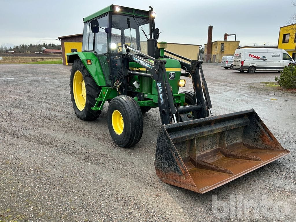 JOHN DEERE 2030 HI-LO - Τρακτέρ: φωτογραφία 3 JOHN DEERE 2030 HI-LO - Τρακτέρ: φωτογραφία 3