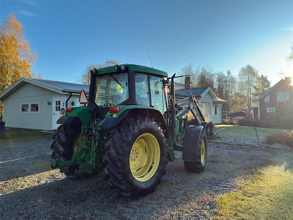 JOHN DEERE 6110 - Τρακτέρ: φωτογραφία 5 JOHN DEERE 6110 - Τρακτέρ: φωτογραφία 5
