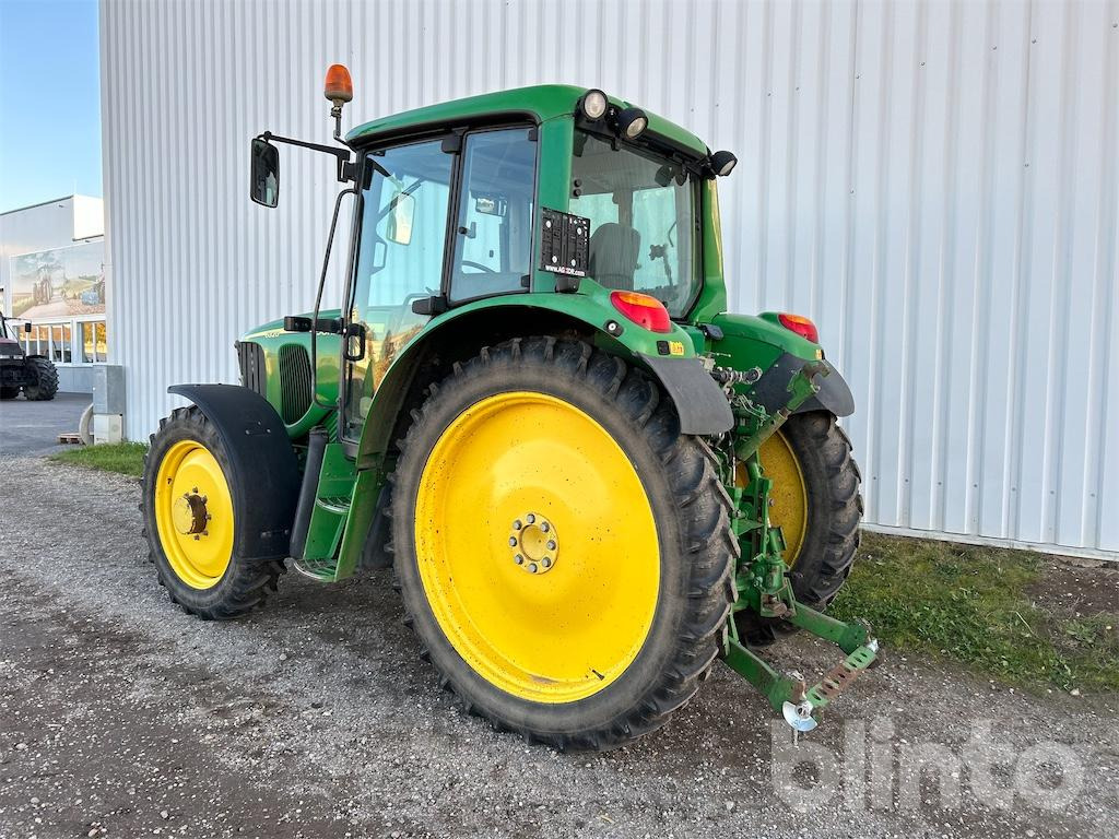 John Deere 6320 (2004) - Τρακτέρ: φωτογραφία 3 John Deere 6320 (2004) - Τρακτέρ: φωτογραφία 3