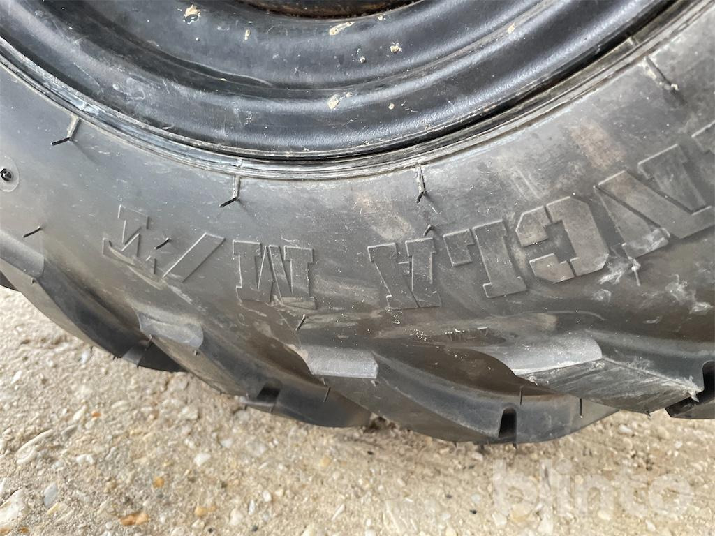 Τετράκλινα John Deere Gator XUV 855D 4x2 (2014): φωτογραφία 25 Τετράκλινα John Deere Gator XUV 855D 4x2 (2014): φωτογραφία 25