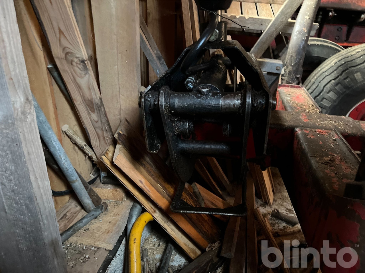 Δασική ρυμούλκα Kesla Patu: φωτογραφία 23 Δασική ρυμούλκα Kesla Patu: φωτογραφία 23