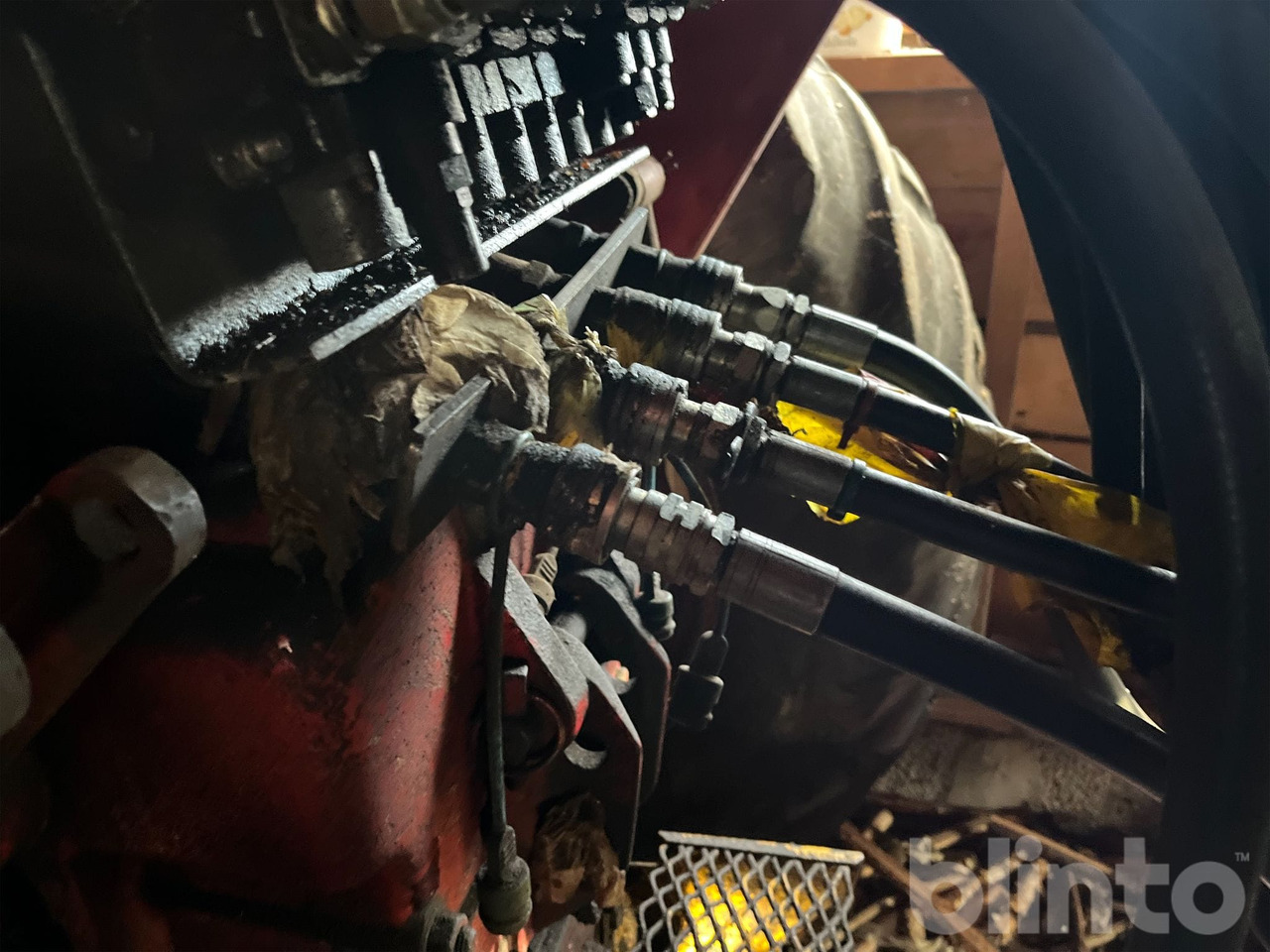 Δασική ρυμούλκα Kesla Patu: φωτογραφία 32 Δασική ρυμούλκα Kesla Patu: φωτογραφία 32