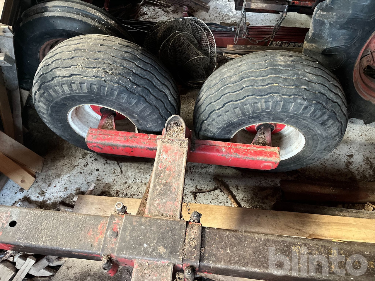 Δασική ρυμούλκα Kesla Patu: φωτογραφία 18 Δασική ρυμούλκα Kesla Patu: φωτογραφία 18