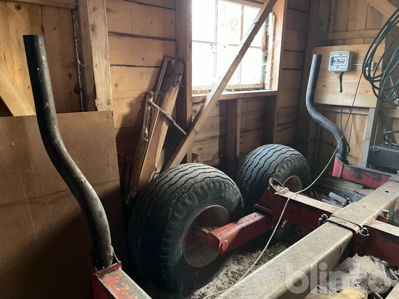 Δασική ρυμούλκα Kesla Patu: φωτογραφία 14 Δασική ρυμούλκα Kesla Patu: φωτογραφία 14