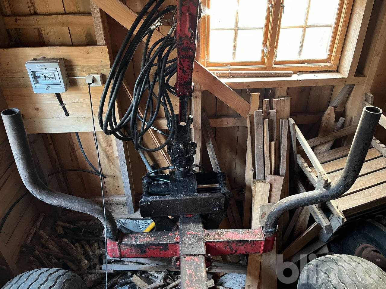 Δασική ρυμούλκα Kesla Patu: φωτογραφία 20 Δασική ρυμούλκα Kesla Patu: φωτογραφία 20