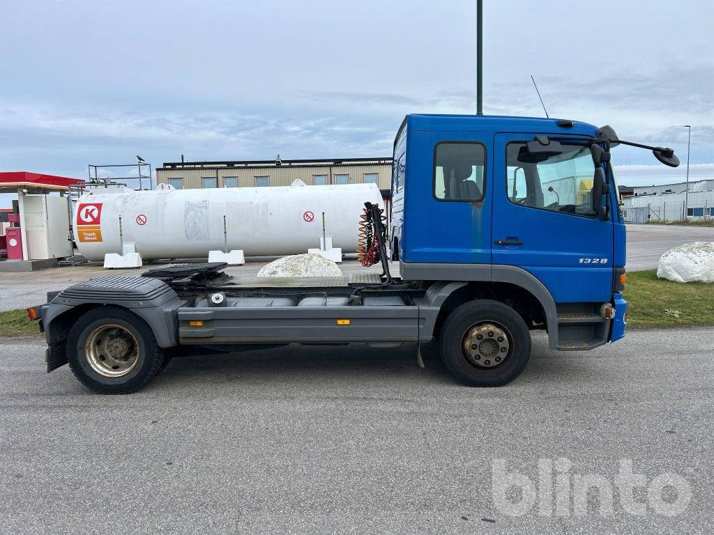 MERCEDES-BENZ 1328 LS 4X - Τράκτορας: φωτογραφία 4 MERCEDES-BENZ 1328 LS 4X - Τράκτορας: φωτογραφία 4