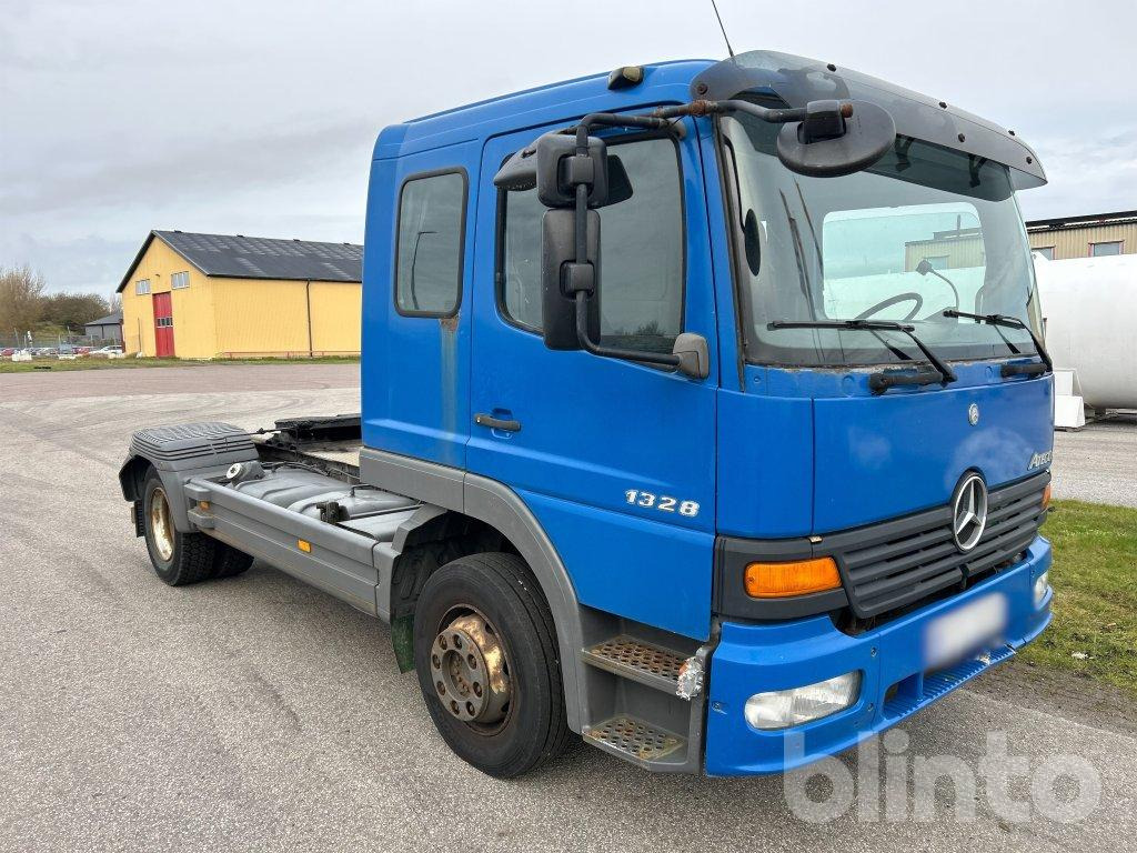 MERCEDES-BENZ 1328 LS 4X - Τράκτορας: φωτογραφία 3 MERCEDES-BENZ 1328 LS 4X - Τράκτορας: φωτογραφία 3