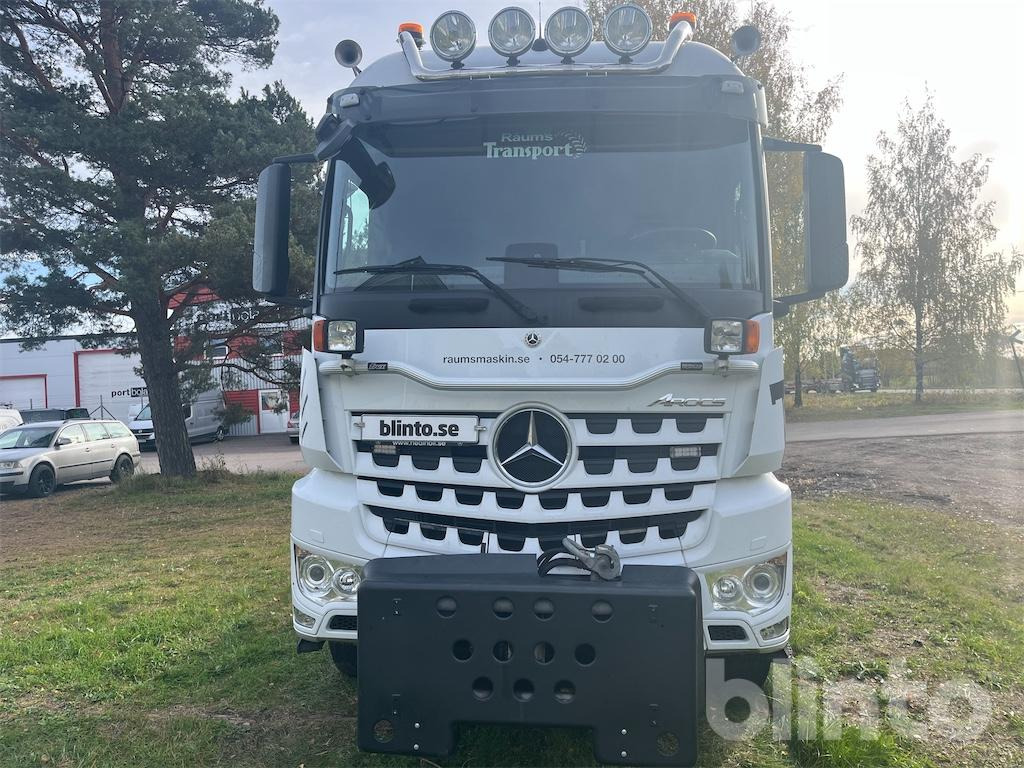 MERCEDES-BENZ Arocs 3251 8x4 - Φορτηγό φόρτωσης γάντζου: φωτογραφία 4 MERCEDES-BENZ Arocs 3251 8x4 - Φορτηγό φόρτωσης γάντζου: φωτογραφία 4