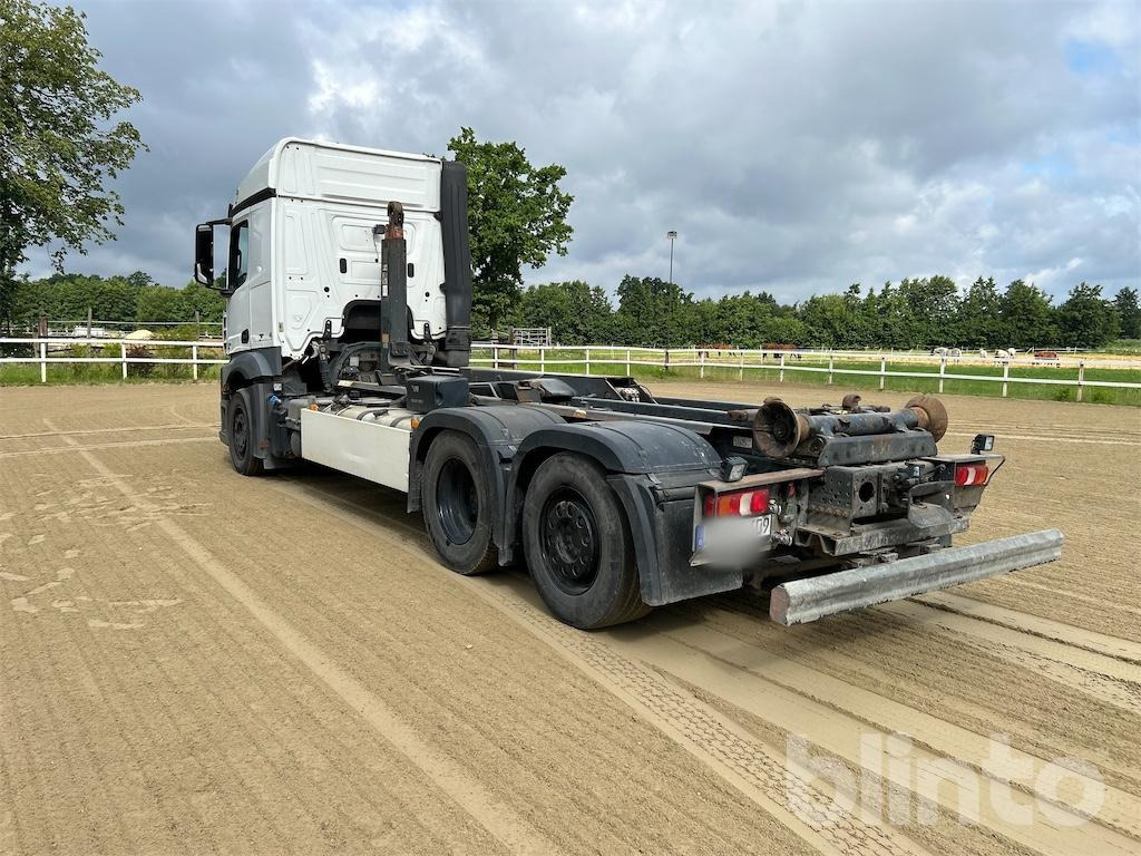 Mercedes-Benz Actros - Φορτηγό φόρτωσης γάντζου: φωτογραφία 3 Mercedes-Benz Actros - Φορτηγό φόρτωσης γάντζου: φωτογραφία 3