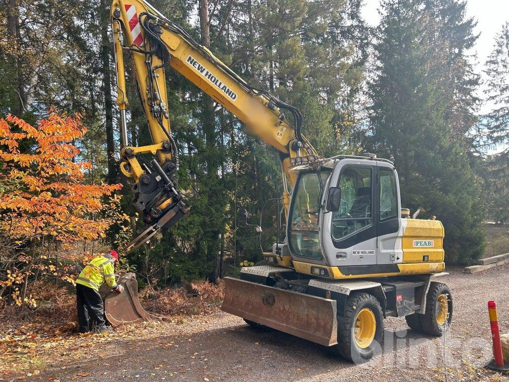 New Holland MH 4.6 - Τροχοφόρος εκσκαφέας: φωτογραφία 1 New Holland MH 4.6 - Τροχοφόρος εκσκαφέας: φωτογραφία 1