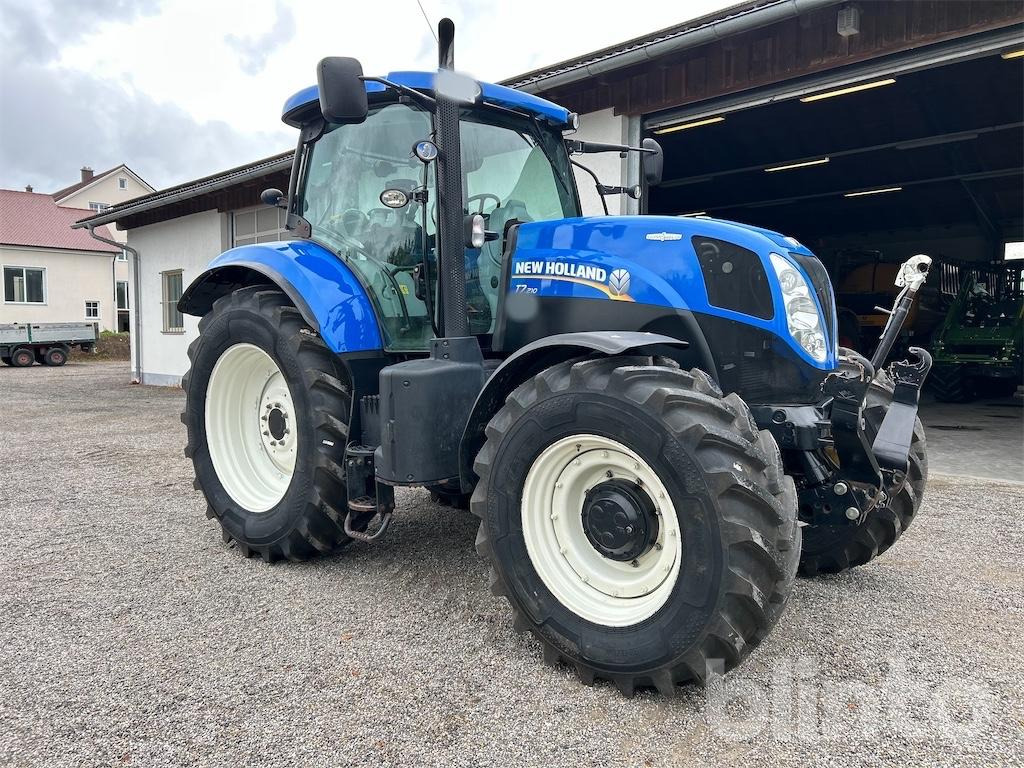 New Holland T7.210 AutoCommand (2012) - Τρακτέρ: φωτογραφία 2 New Holland T7.210 AutoCommand (2012) - Τρακτέρ: φωτογραφία 2