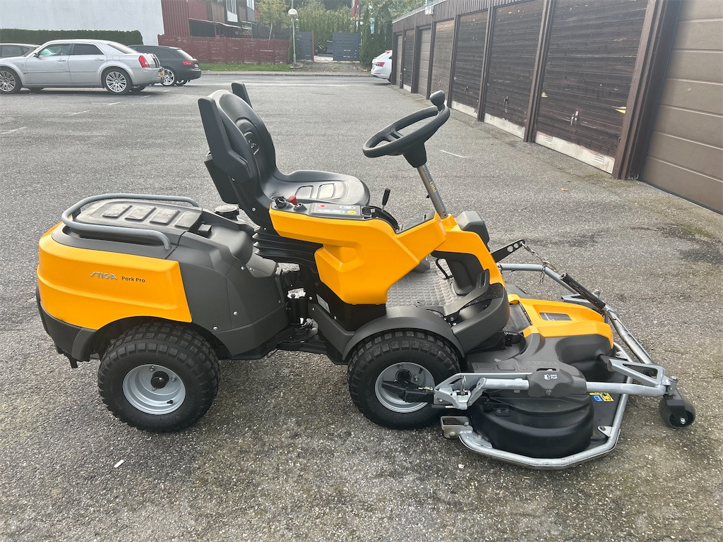 STIGA Park Pro 900WX - Χλοοκοπτικό: φωτογραφία 4 STIGA Park Pro 900WX - Χλοοκοπτικό: φωτογραφία 4
