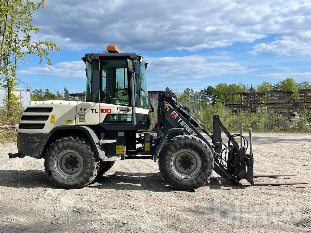 Terex TL100 - Ελαστιχοφόρος φορτωτής: φωτογραφία 4 Terex TL100 - Ελαστιχοφόρος φορτωτής: φωτογραφία 4