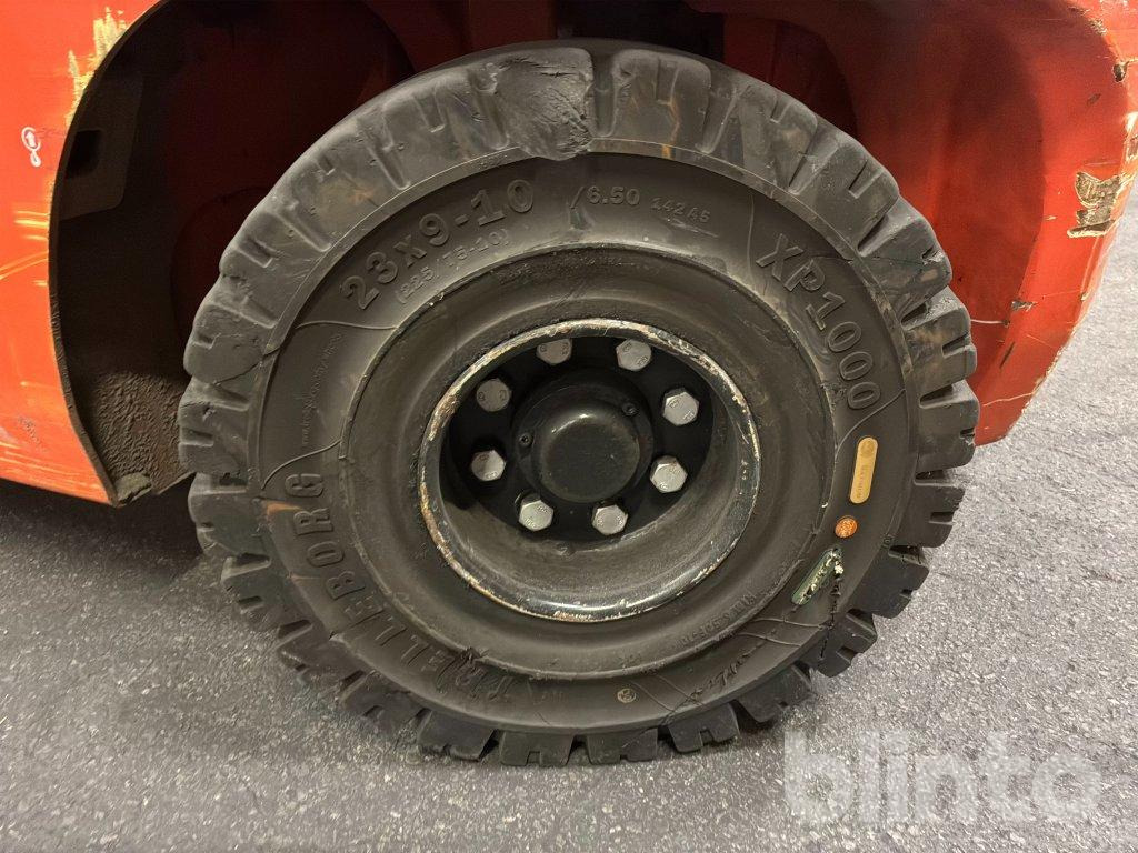 Ηλεκτροκίνητο περονοφόρο Toyota 8FBMT50: φωτογραφία 9 Ηλεκτροκίνητο περονοφόρο Toyota 8FBMT50: φωτογραφία 9