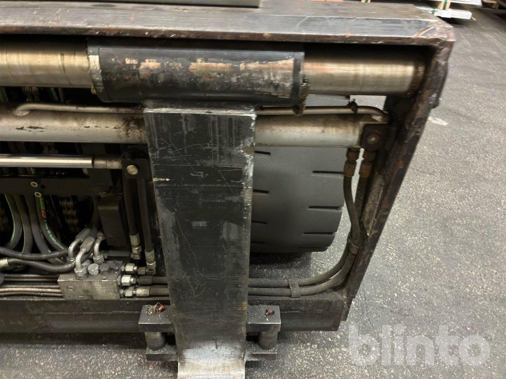 Ηλεκτροκίνητο περονοφόρο Toyota 8FBMT50: φωτογραφία 19 Ηλεκτροκίνητο περονοφόρο Toyota 8FBMT50: φωτογραφία 19