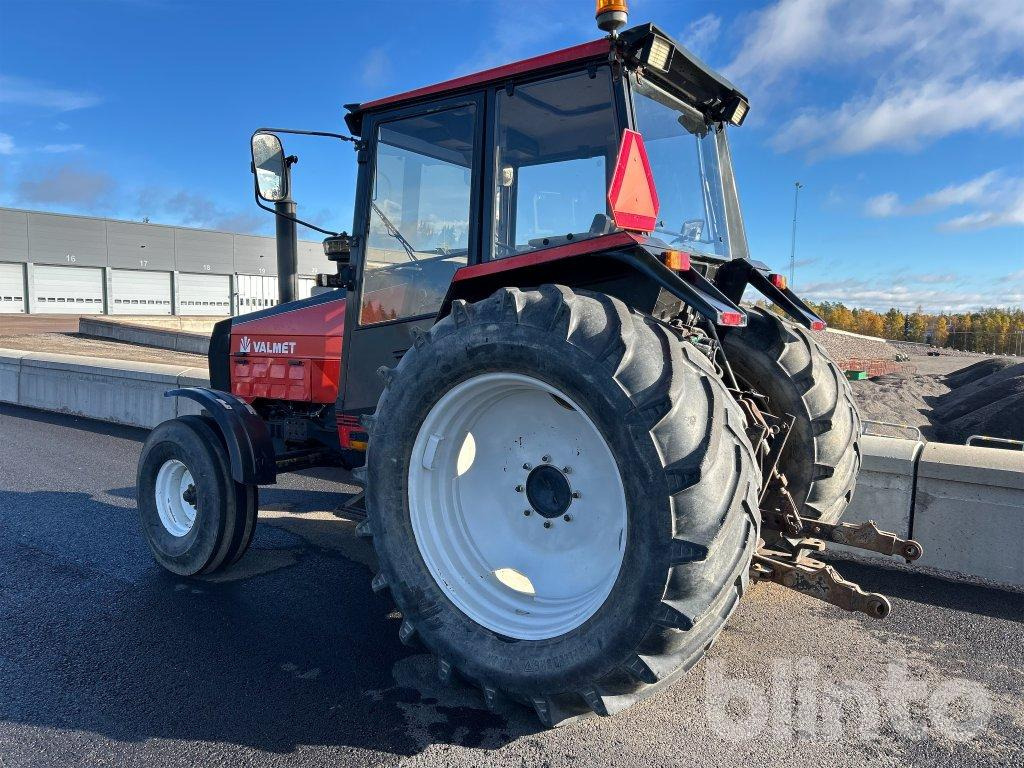 VALMET 705 - Τρακτέρ: φωτογραφία 3 VALMET 705 - Τρακτέρ: φωτογραφία 3