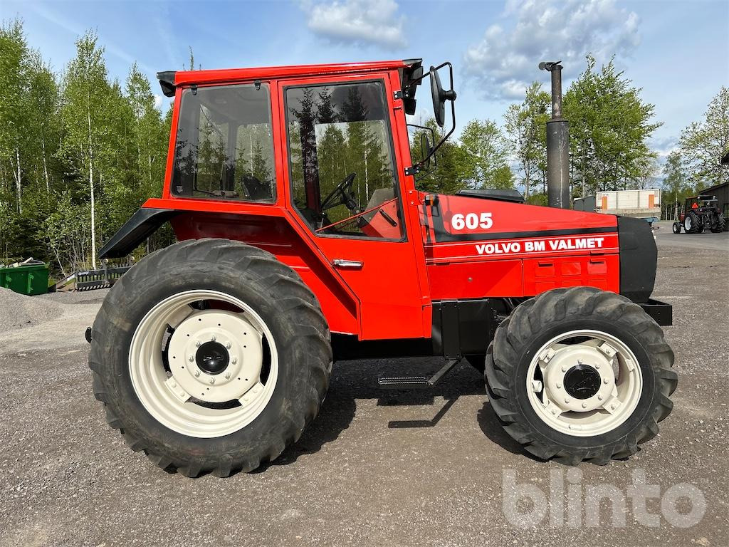 VALMET/VALTRA - Τρακτέρ: φωτογραφία 2 VALMET/VALTRA - Τρακτέρ: φωτογραφία 2