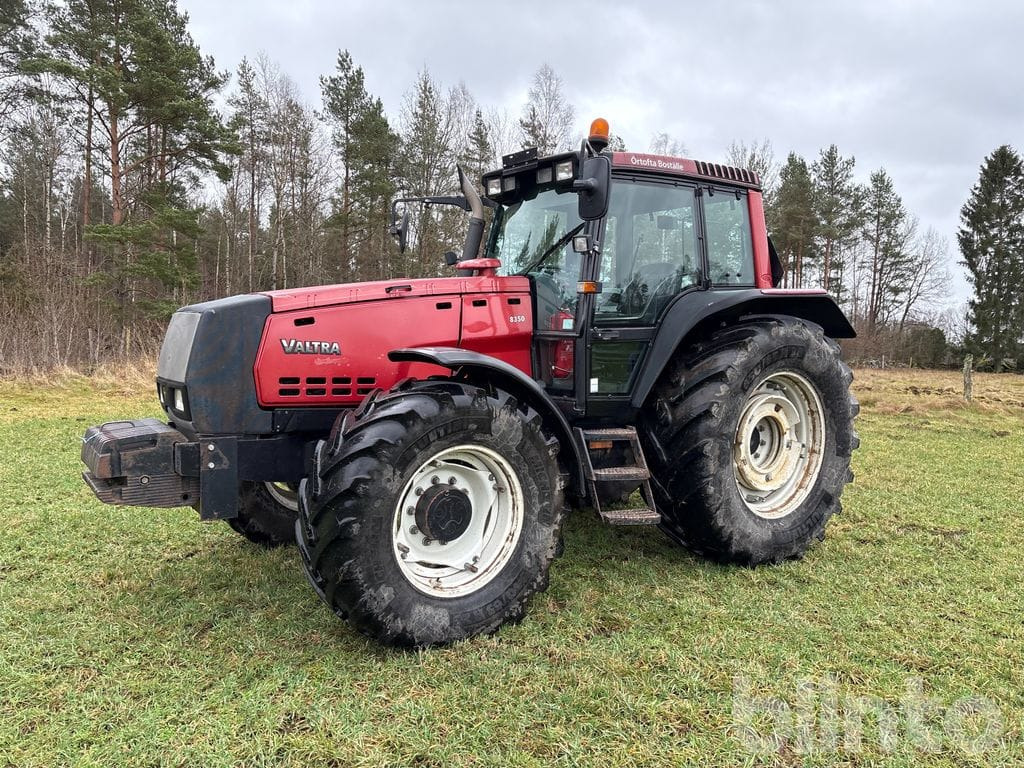 VALTRA 8350-4 HITECH - Τρακτέρ: φωτογραφία 1 VALTRA 8350-4 HITECH - Τρακτέρ: φωτογραφία 1