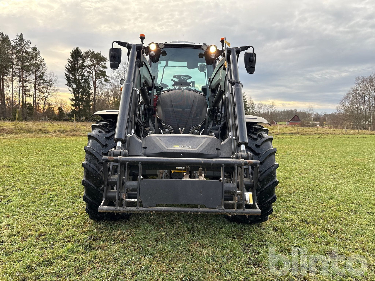 VALTRA N175 Direct - Τρακτέρ: φωτογραφία 2 VALTRA N175 Direct - Τρακτέρ: φωτογραφία 2