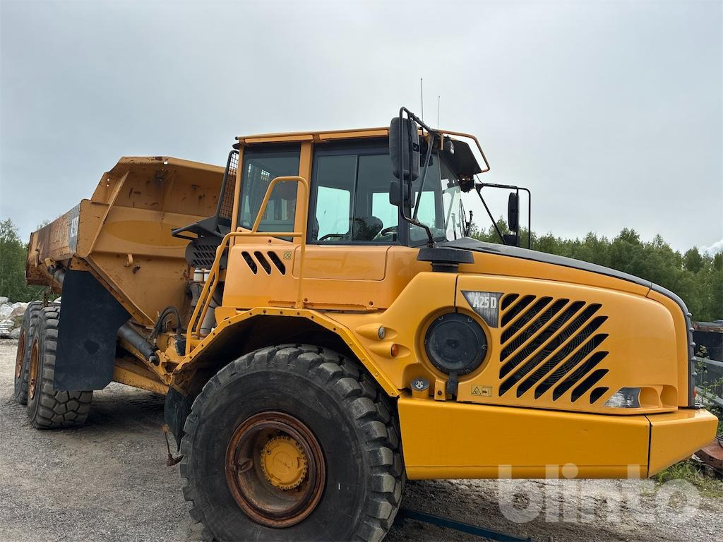 VOLVO A25D 6X6 - Αρθρωτό φορτηγό: φωτογραφία 3 VOLVO A25D 6X6 - Αρθρωτό φορτηγό: φωτογραφία 3