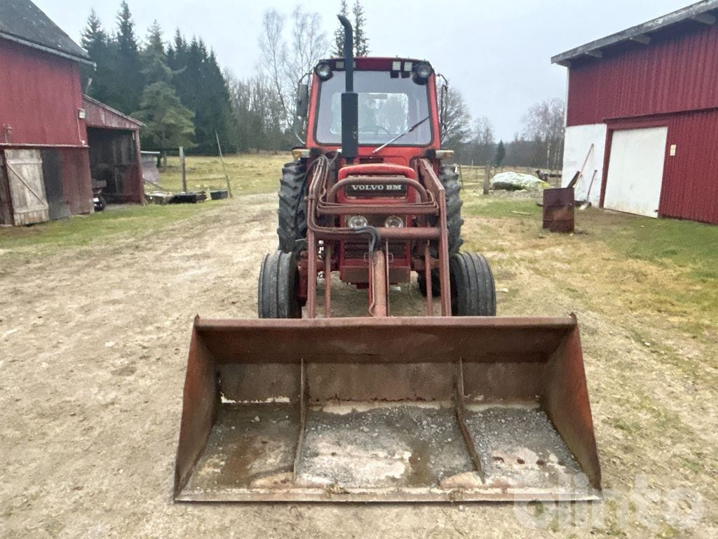 VOLVO-BM T 500 - Τρακτέρ: φωτογραφία 2 VOLVO-BM T 500 - Τρακτέρ: φωτογραφία 2