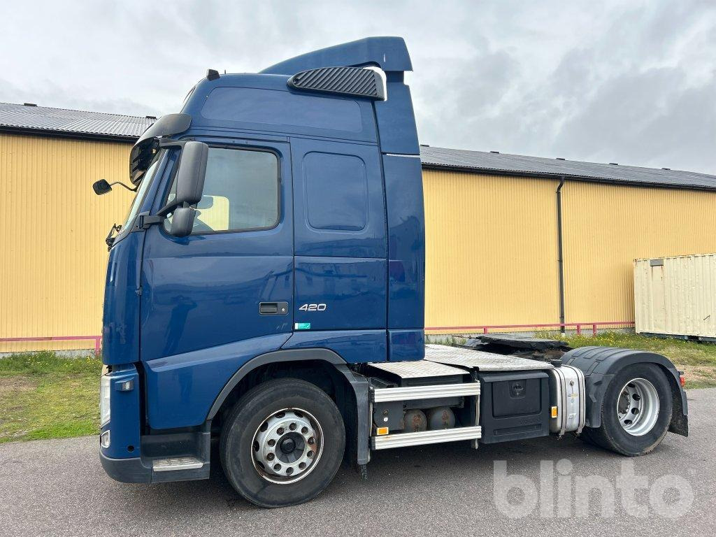 VOLVO FH 4*2 - Τράκτορας: φωτογραφία 1 VOLVO FH 4*2 - Τράκτορας: φωτογραφία 1