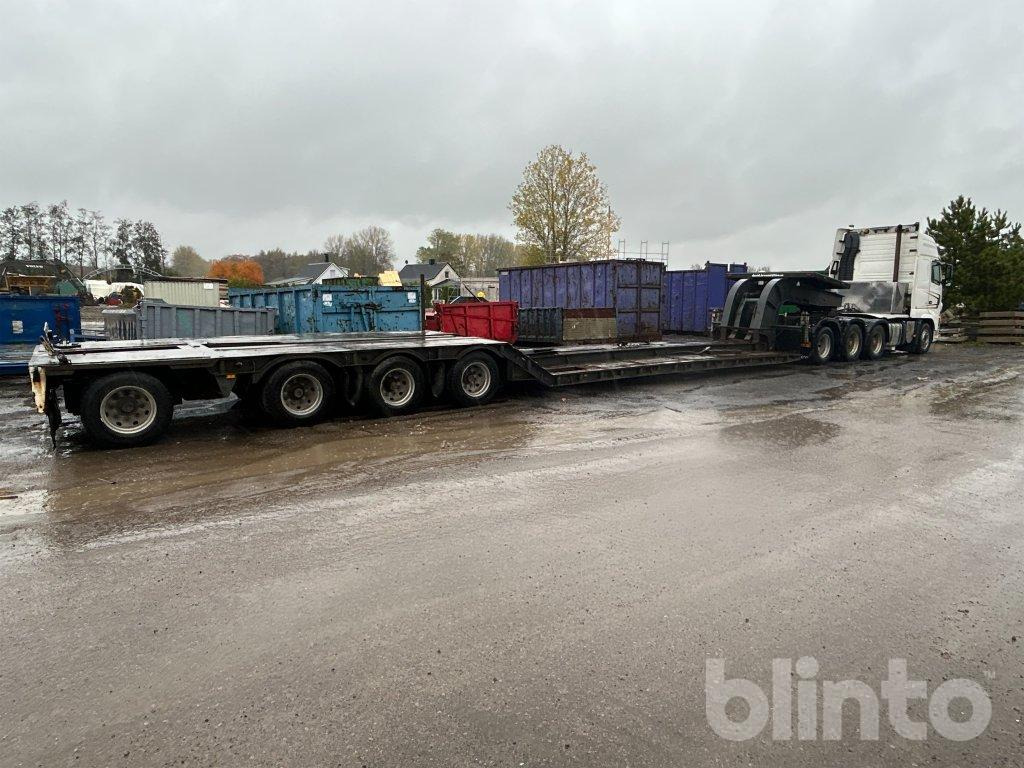 VOLVO FH16-32 8X4 - Τράκτορας, Επικαθήμενο αυτοκινητάμαξα: φωτογραφία 2 VOLVO FH16-32 8X4 - Τράκτορας, Επικαθήμενο αυτοκινητάμαξα: φωτογραφία 2