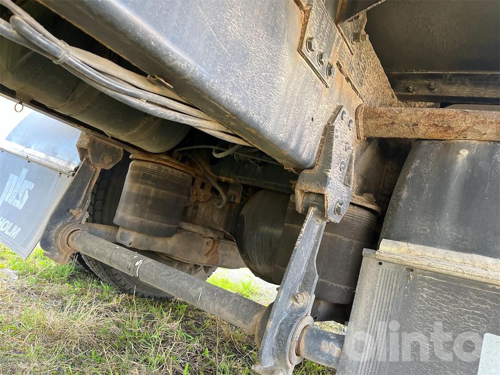 Φορτηγό μουσαμάς VOLVO FL 615 4X2: φωτογραφία 28
