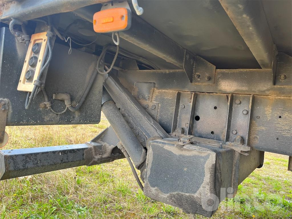 Φορτηγό μουσαμάς VOLVO FL 615 4X2: φωτογραφία 29