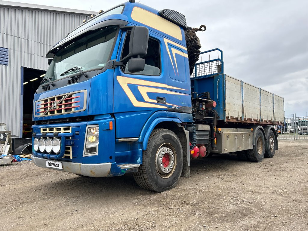 VOLVO FM12 6*2 - Φορτηγό ανατρεπόμενο, Φορτηγό με γερανό: φωτογραφία 1 VOLVO FM12 6*2 - Φορτηγό ανατρεπόμενο, Φορτηγό με γερανό: φωτογραφία 1