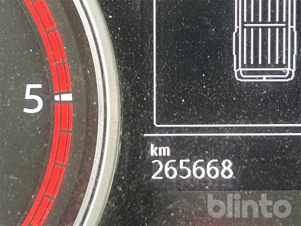 Volkswagen CRAFTER 2.0 TDI (2019) - Βαν: φωτογραφία 5 Volkswagen CRAFTER 2.0 TDI (2019) - Βαν: φωτογραφία 5