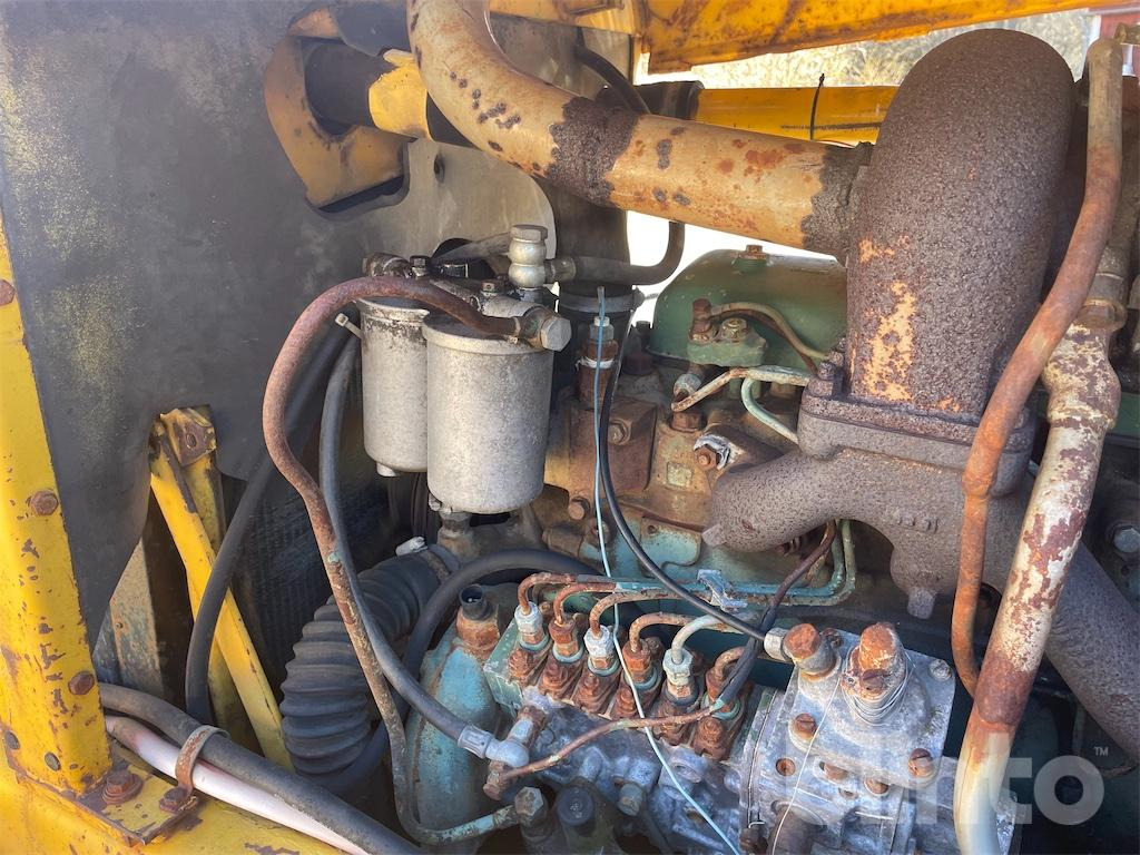 Ελαστιχοφόρος φορτωτής Volvo Bm 840: φωτογραφία 48