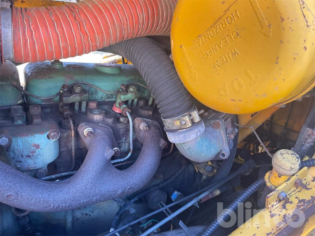 Ελαστιχοφόρος φορτωτής Volvo Bm 840: φωτογραφία 49