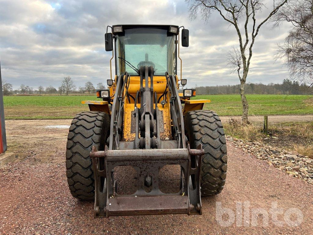 Volvo L70C - Ελαστιχοφόρος φορτωτής: φωτογραφία 2 Volvo L70C - Ελαστιχοφόρος φορτωτής: φωτογραφία 2