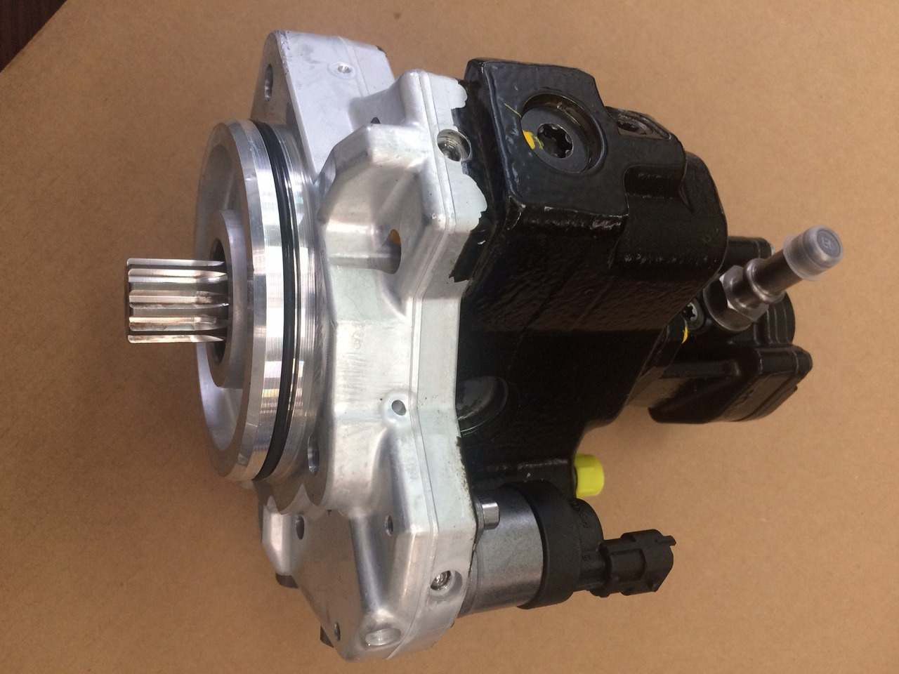 POMPA CARBURANTE ALTA PRESSIONE CP3.4+ / MOTORI MAN D2066 - D2676 - Αντλία καυσίμου για Φορτηγό: φωτογραφία 2 POMPA CARBURANTE ALTA PRESSIONE CP3.4+ / MOTORI MAN D2066 - D2676 - Αντλία καυσίμου για Φορτηγό: φωτογραφία 2