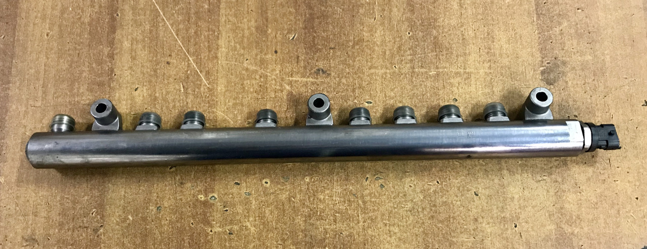 TUBO PRESSIONE RAIL PER MOTORI MAN D2066 - D2676 - Σύστημα καυσίμου για Φορτηγό: φωτογραφία 1 TUBO PRESSIONE RAIL PER MOTORI MAN D2066 - D2676 - Σύστημα καυσίμου για Φορτηγό: φωτογραφία 1