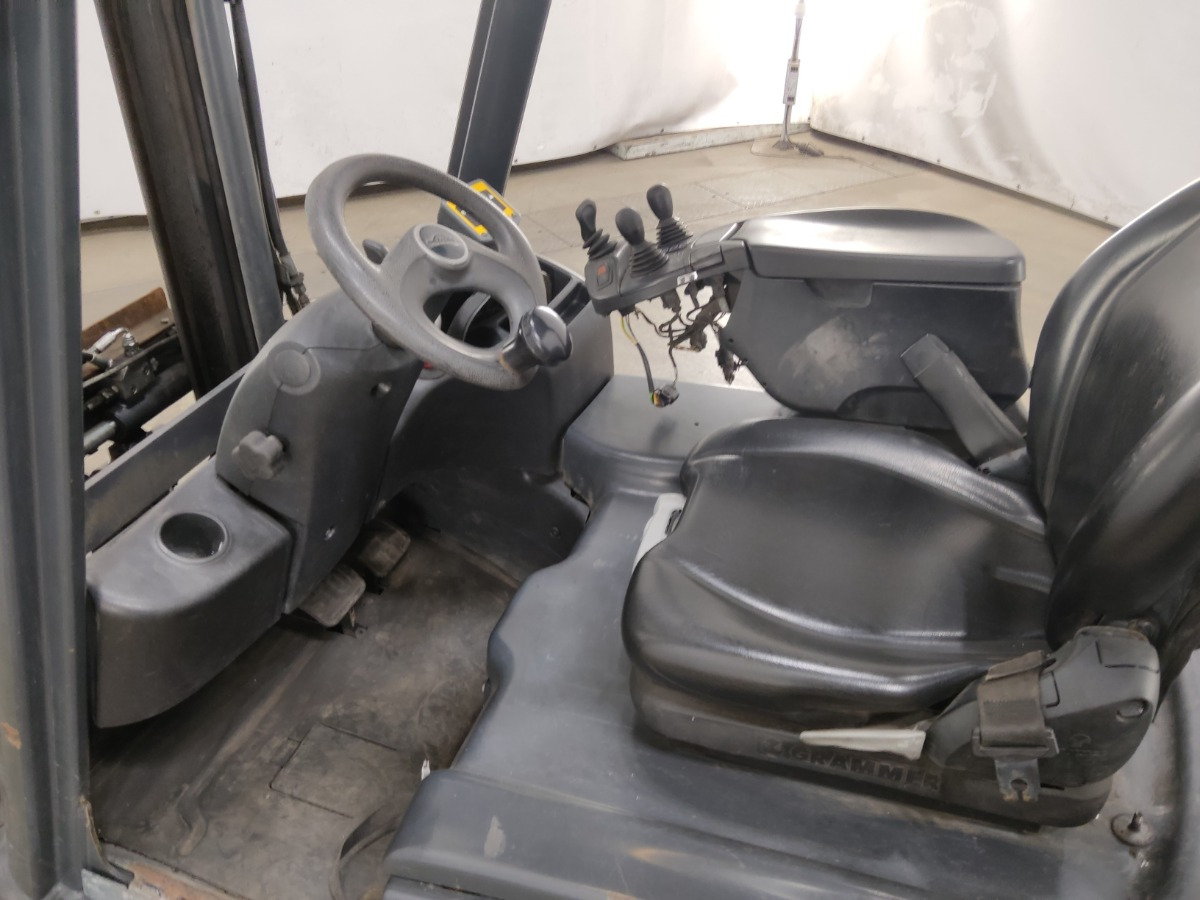 Linde E16C-02 - Ηλεκτροκίνητο περονοφόρο: φωτογραφία 3 Linde E16C-02 - Ηλεκτροκίνητο περονοφόρο: φωτογραφία 3