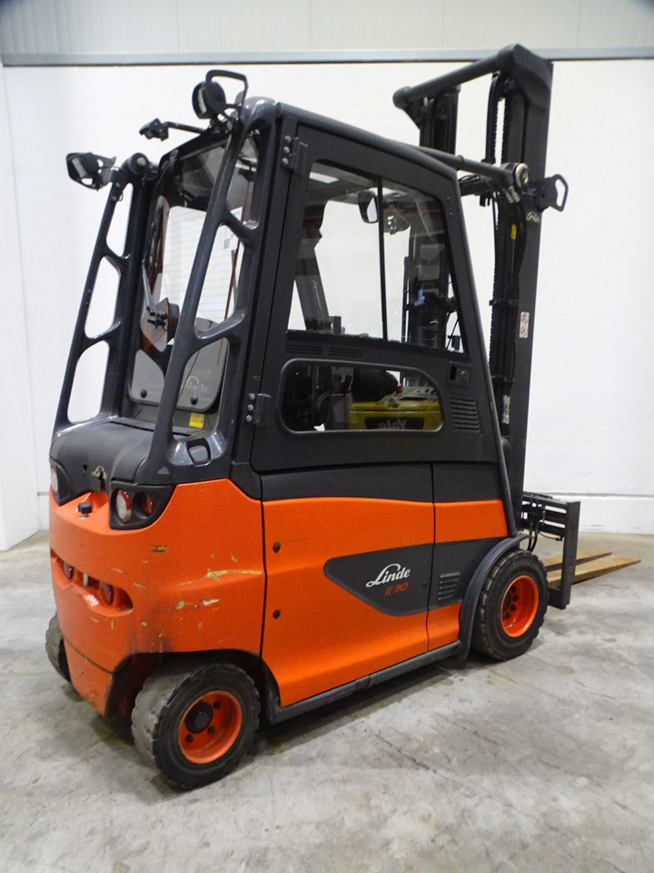 Linde E30H-01/600 - Ηλεκτροκίνητο περονοφόρο: φωτογραφία 2 Linde E30H-01/600 - Ηλεκτροκίνητο περονοφόρο: φωτογραφία 2