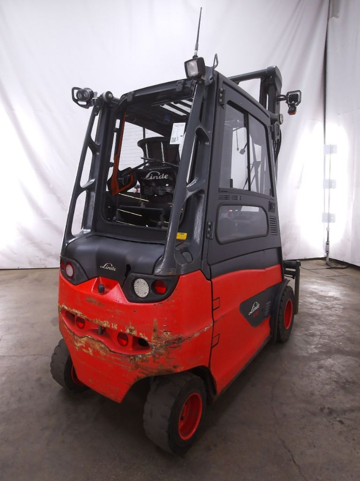 Linde E30HL-01/600 - Ηλεκτροκίνητο περονοφόρο: φωτογραφία 2 Linde E30HL-01/600 - Ηλεκτροκίνητο περονοφόρο: φωτογραφία 2