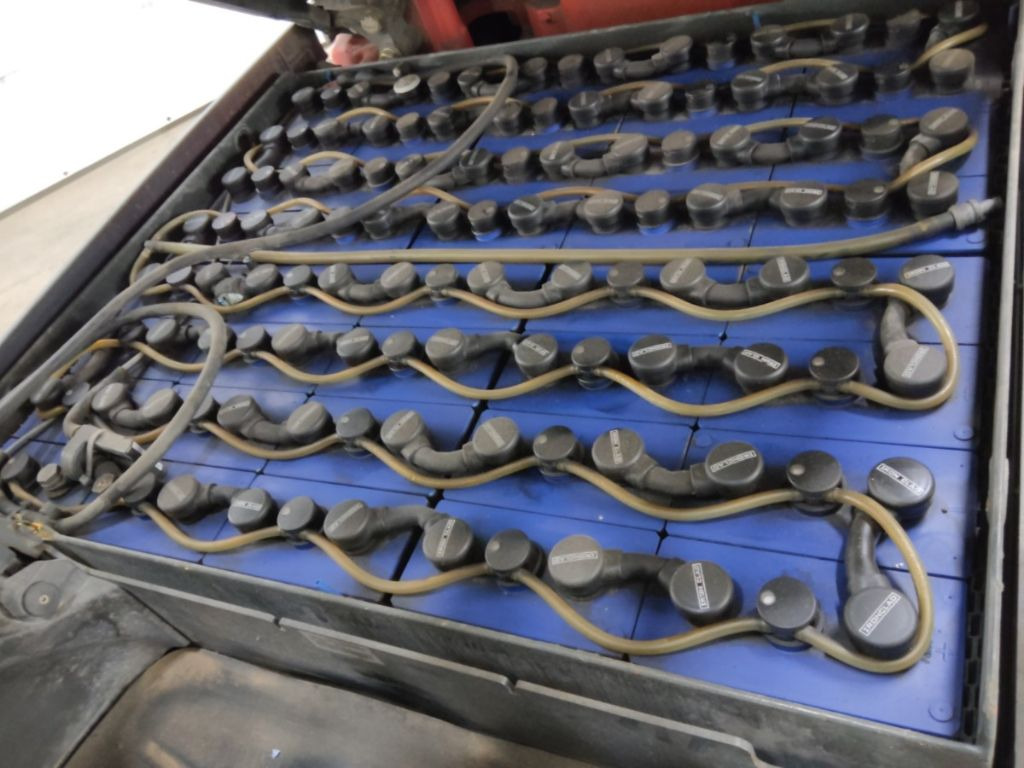 Linde E30L-01 - Ηλεκτροκίνητο περονοφόρο: φωτογραφία 4 Linde E30L-01 - Ηλεκτροκίνητο περονοφόρο: φωτογραφία 4