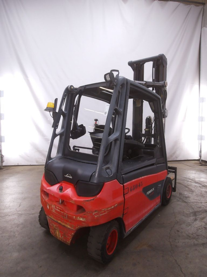 Linde E30L-01 - Ηλεκτροκίνητο περονοφόρο: φωτογραφία 2 Linde E30L-01 - Ηλεκτροκίνητο περονοφόρο: φωτογραφία 2